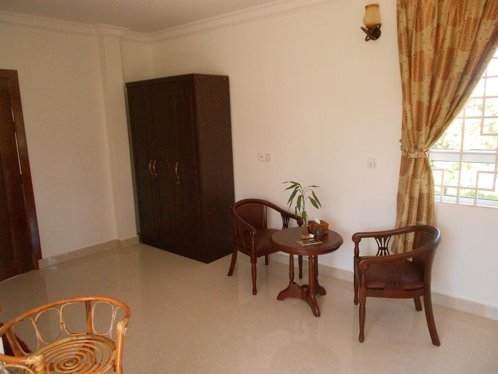 Swiss Villa Sihanoukville Szoba fotó